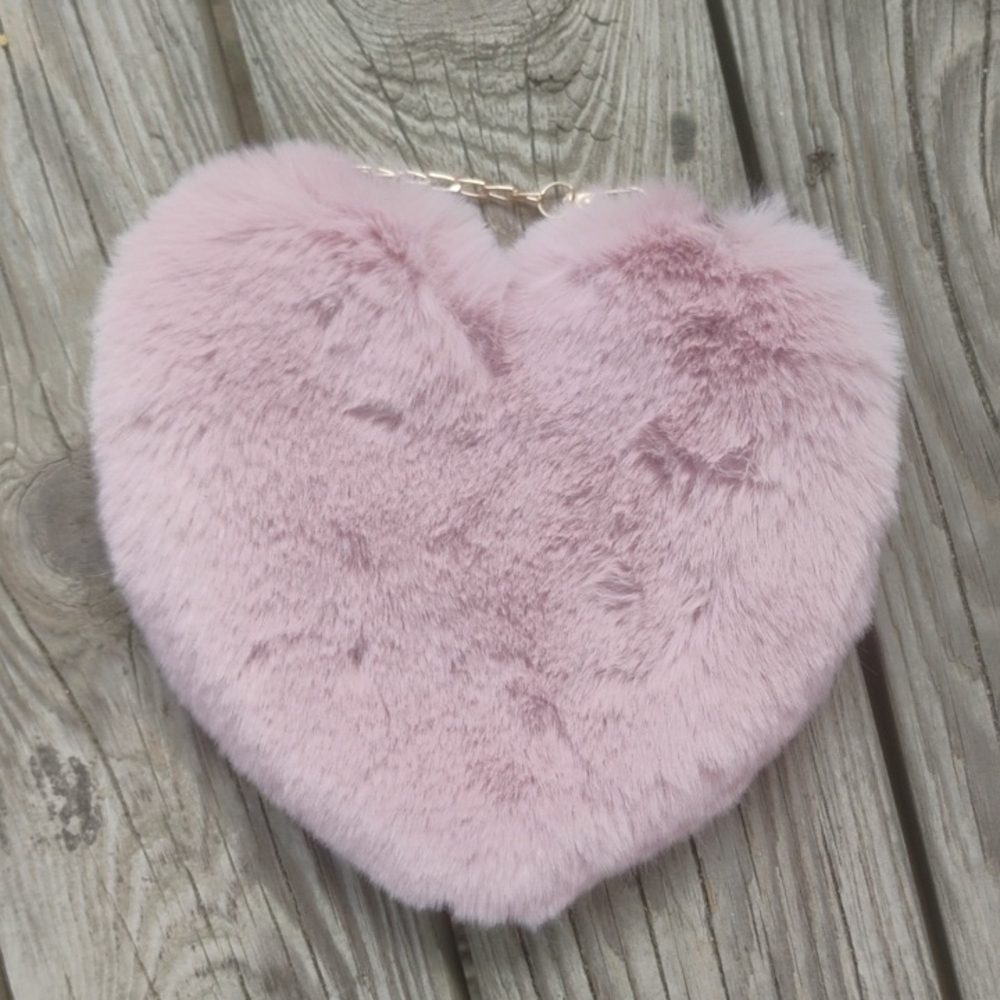 Pink Heart-Shaped Faux Fur Purse - Picture 6 of 6